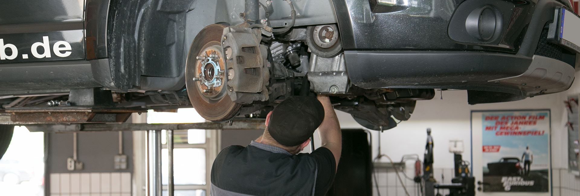 Reparatur an Autos, Motorräder und LKW's